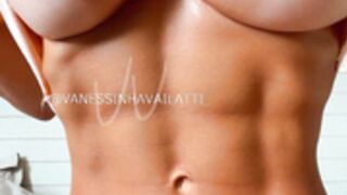 Vanessa Vailatti Vanessinha Vailatti 54