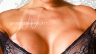Vanessa Vailatti Vanessinha Vailatti 48