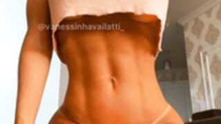 Vanessa Vailatti Vanessinha Vailatti 43