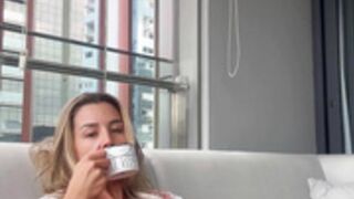 Vanessa Vailatti Vanessinha Vailatti 28