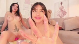 nicolle_foxy lesbian sex show pussy licking