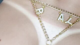 Jacqueline Oficial 2