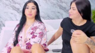 _miaponce_ lesbian sex pussy licking 20240515