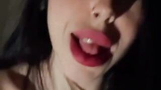 qpiyuelita pajeando hasta hacerlo explotar OF