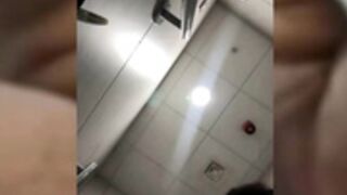 __Nessa__  Squirt in Public toilet