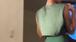 Gretta Benett 47