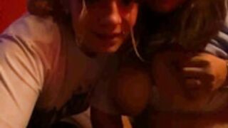 LizzyLush_ lesbian & BJ stranger in bar