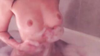 Izzy_xx Blanc Noir 15