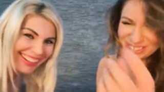 Marilyn_la_rose lesbian sex with big ttited blondie pt1