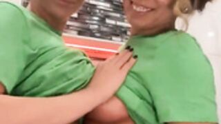 Marilyn_la_rose lesbian sex with big ttited blondie pt1