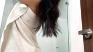 Irish_Collins - Shower show and masturbating nude pussy