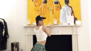 crazyM Toy Fucking Pussy