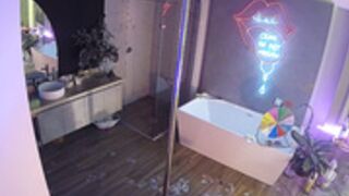 Saamytits & Nycdiamond lesbian in voyeur cam