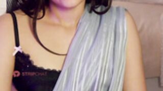 Nylaahh fingering in saree