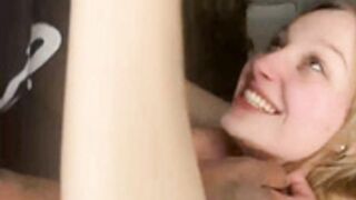 Maja_Sofie - BG show fisting till squirt