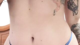 Pocahontas.aya play with her tits