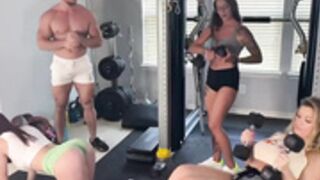 Redheadbigbooty w/ Tattooedcharli and Andie4 FFFM show