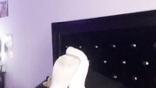 Naomixo18 short clip of mastubation