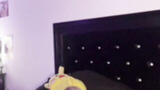 Naomixo18 short clip of mastubation