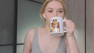 kittyloffe_2025-03-10_05-02-25_682