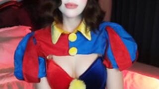 Aldora Chan Pomni Cosplay