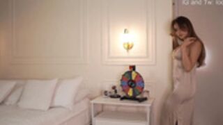 newmollybrooke_2025-02-28_01-46-38_782