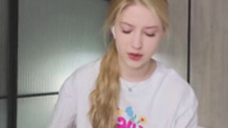 kittyloffe_2025-02-28_05-02-21_946