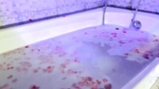 Sukoonn pvt nude shower cum squirt show