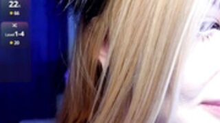 emimiy-100325-bestoftheday-dildo-fuck