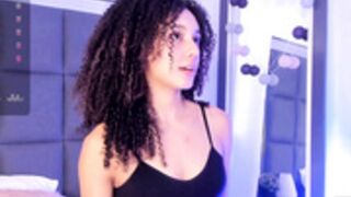 sweetcurly1-08-03-2025-17-14-CU