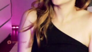 nylaahh-1 (Dildo Fuck & Fingering)