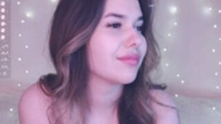 Sabina_Zara Show Her Boobs