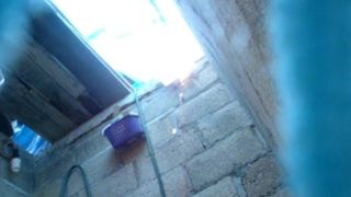 Espiando A La Prima Con Camara Escondida