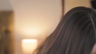 emyii_2025-04-17_20-03-57_299