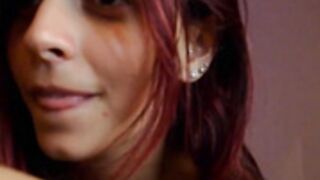 LilBeccaXO 2025-04-17 shake boobs