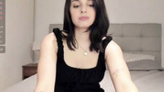 yourfreakygirl_2025-04-10_00-56-57_528