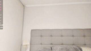 yourfreakygirl_2025-04-15_00-48-33_929