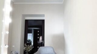 amazingkelly_2025-04-15_12-04-00_922