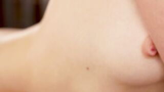 villanelle_l 2025-04-09_18-43-52-001