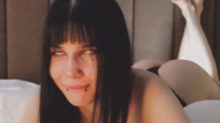 rinariim playing with ohmibod and teasing 2/3