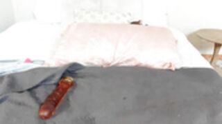 sexxylaurab 2025-04-01_00-01-38-002