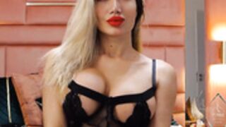 Ϲhąrlѻttɘ|\/|ąv!$ - Tit$ & $pit