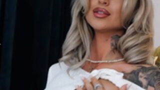 !vyȜdhɘ$$ą - Tiny White Thong