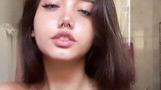 OnlyFans - BiaTrois video253