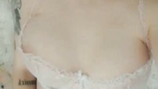 frankiebunny-onlyfans-video-37
