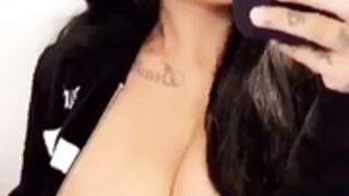 Brittanya Razavi 012