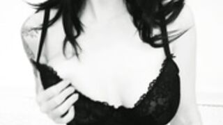frankiebunny-onlyfans-video-77