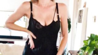 diorabaird-onlyfans-video-144