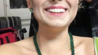 AngelWicky Onlyfans Video aking off The wigs and make up after a sixteen hours shooting. From horri(..) 720x1280