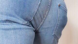 melissalauren onlyfans video 2022-06-05 - Tight jeans and no panties... Do you like - 2478361945